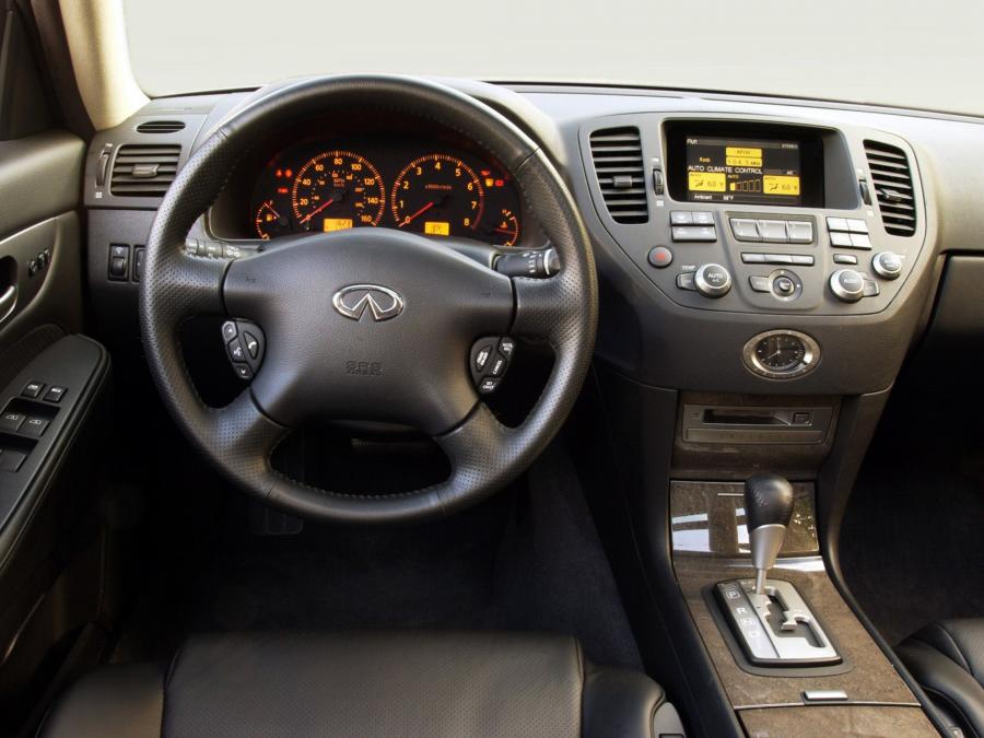  Infiniti M45 2002 года  (фото 2 из 7)